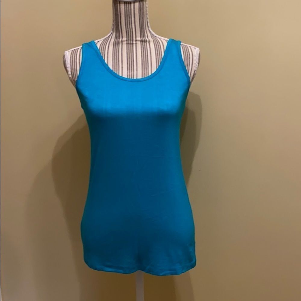 ❤ 3/$20 Zenana Outfitters tank